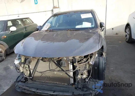 2020 Toyota Camry Le z USA, uszkodzony, nr VIN 4T1C31AK7LU019468